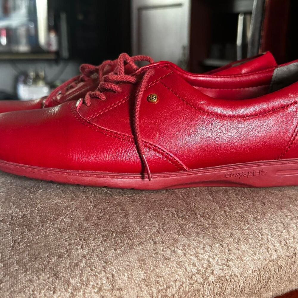 Easy-spirit Women's Red Oxfords